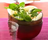 Blattsalat mit Birne und Blauschimmelkäse
