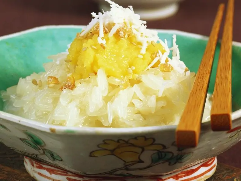 Kokosklebreis mit Mungobohnenpüree