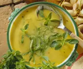 Käse-Knoblauchsuppe