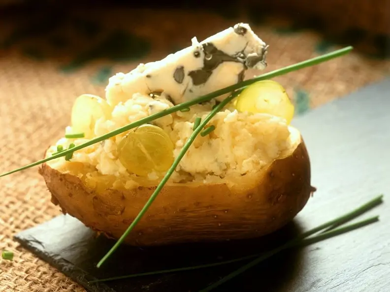 Gefüllte Kartoffeln mit Käse
