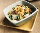Asiatische Nudeln mit Rindfleisch