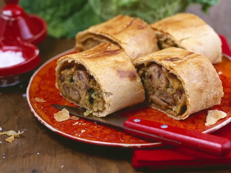 Wirsing-Kastanien-Strudel