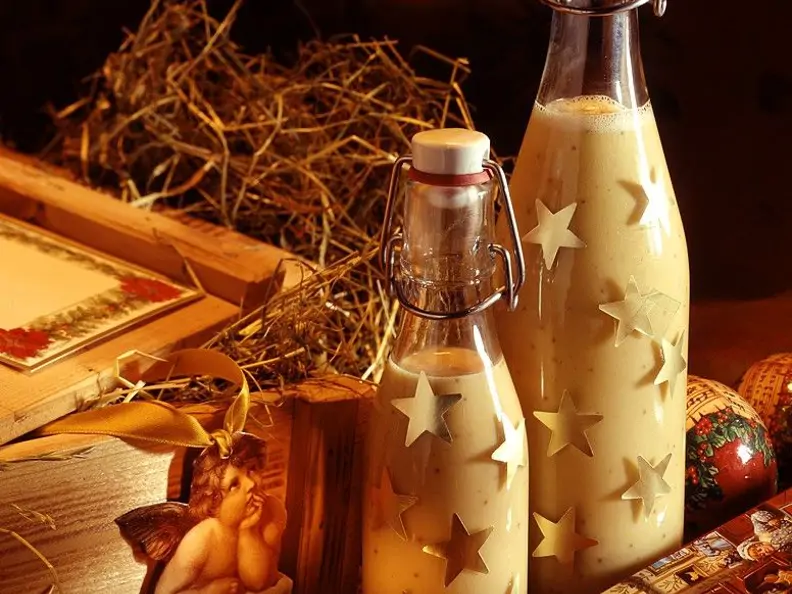Weihnachtlicher Sahnelikör