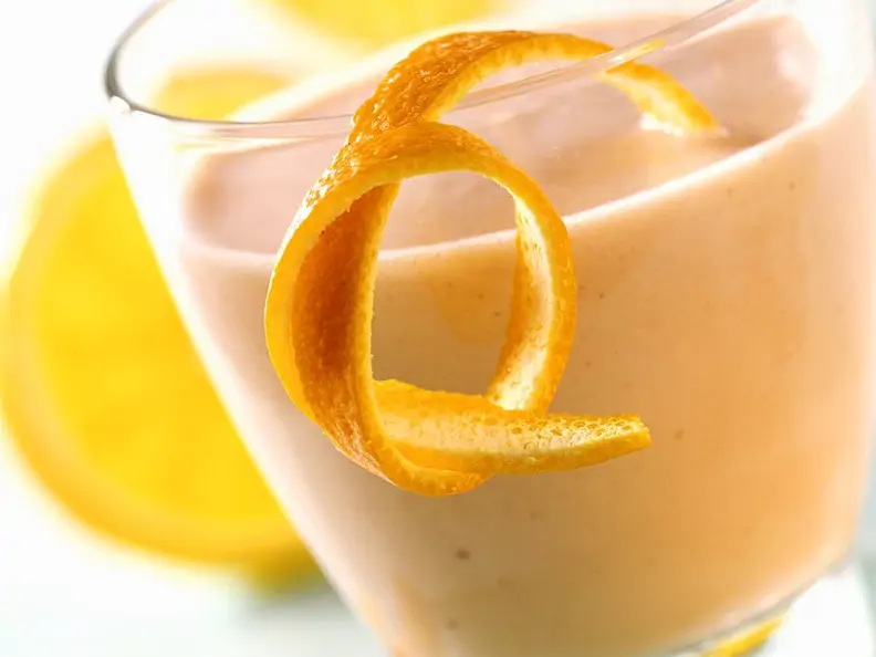 Buttermilch-Sanddorn-Drink