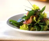 Spinatsalat mit Lamm