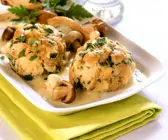 Semmelknödel mit Schwammerlsauce