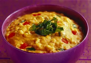 Dal mit Spinat