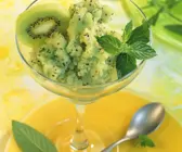 Grüner Tee-Sorbet mit Kiwi und Limetten