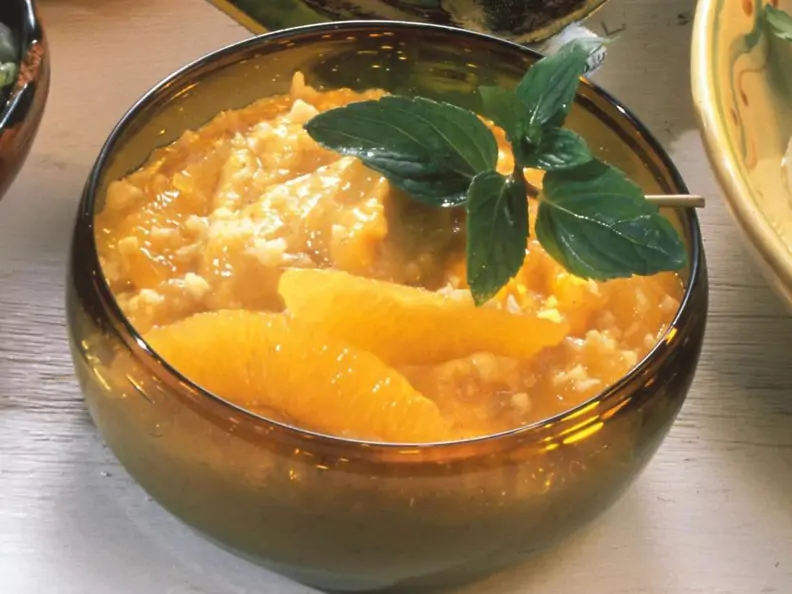 Aprikosen-Fruchtaufstrich mit Orangen