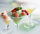 Granité mit Früchten