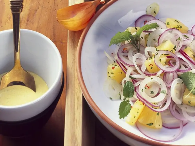 Pikanter Ananassalat