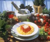 Nudeln mit Tomatensauce