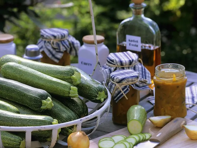 Zucchini-Chutney