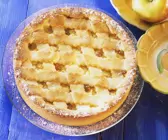 Apfelkuchen mit Teiggitter