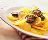 Kartoffelsalat mit Blutwurst