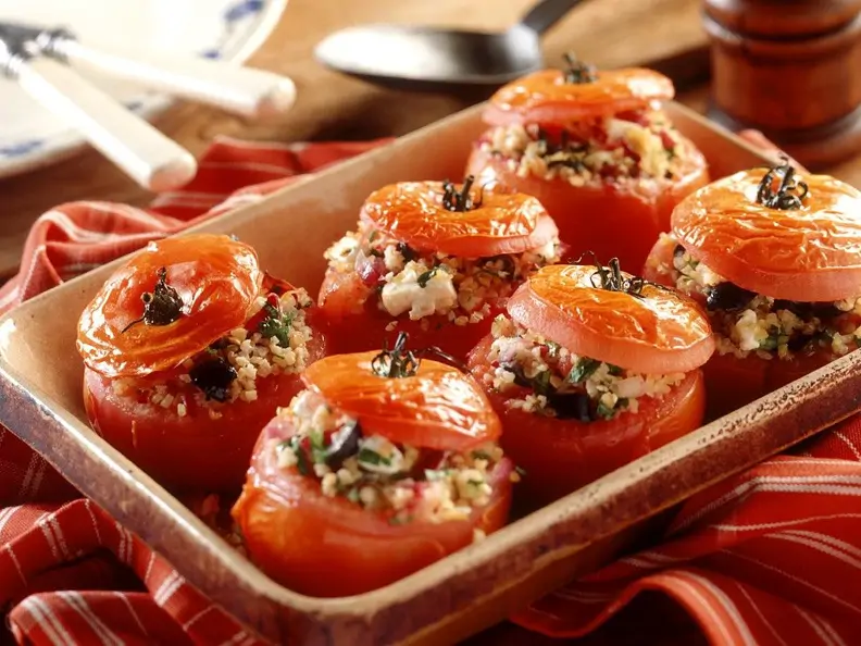 Gefüllte Tomaten mit Schafskäse
