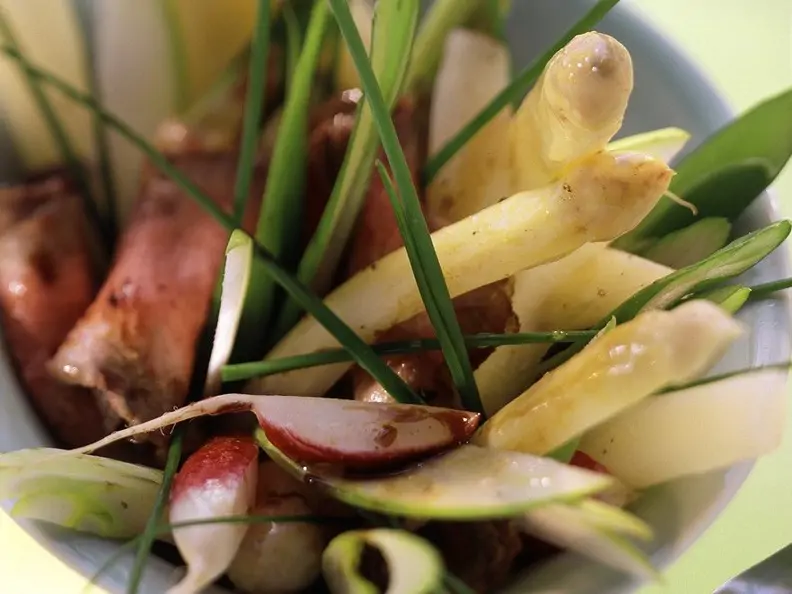 Roastbeef mit Spargelsalat