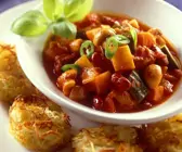 Gemüseragout mit Kartoffelrösti