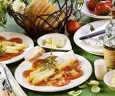 Gratinierter Spargel auf Tomaten
