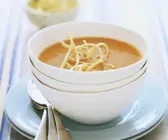 Tomatensuppe mit Nudeln