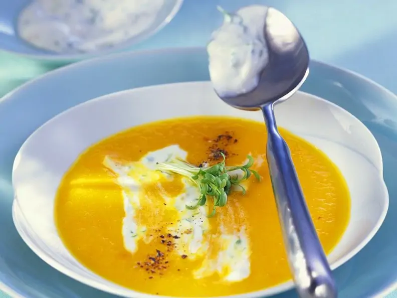 Möhren-Orangensuppe