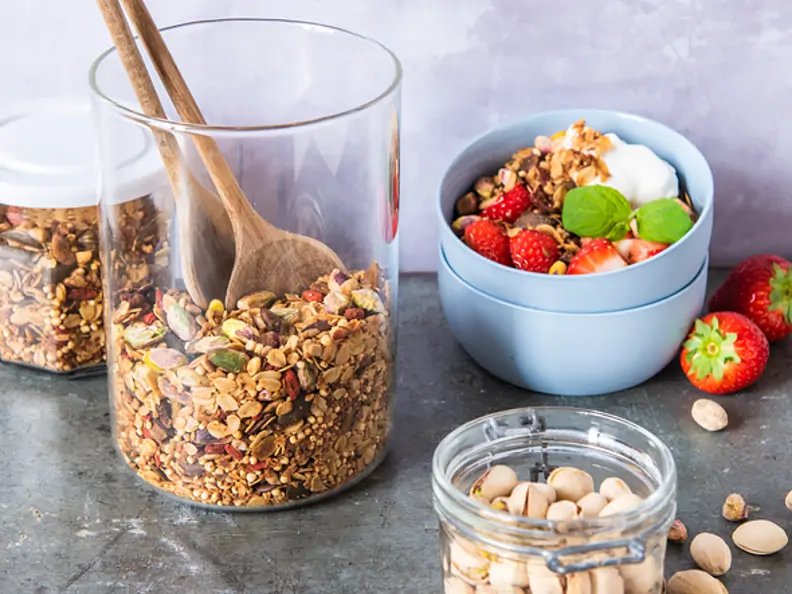 Kerniges Pistazien-Granola