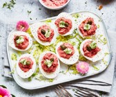 Gefüllte Eier mit Kapern
