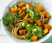 Spaghetti mit Kürbis und Zucchini