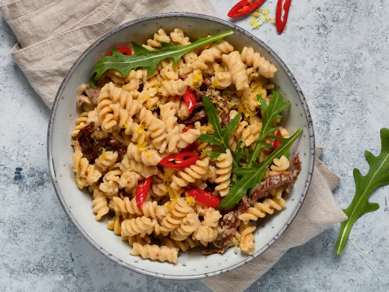 Cremige Hummus-Pasta