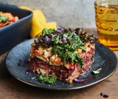 Bunte Winter-Lasagne mit Grünkohl und Roter Bete