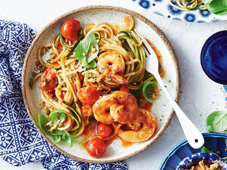 Zoodles mit Garnelen