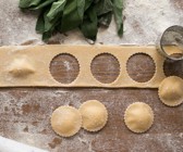 Ravioli mit Ricotta-Nuss-Füllung