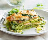 Lachs-Lasagne mit Spinat und Ziegenkäse