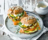Shrimps-Lachs-Sandwich