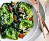 Kräuter-Ravioli mit Sultaninen