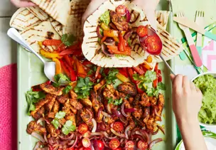 Hähnchen-Fajitas mit Guacamole