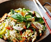 Hähnchen mit Gemüse aus dem Wok