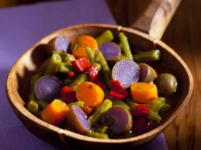 Bunter Gemüseeintopf vegetarisch