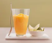 Mango-Kokos-Shake mit Ananas