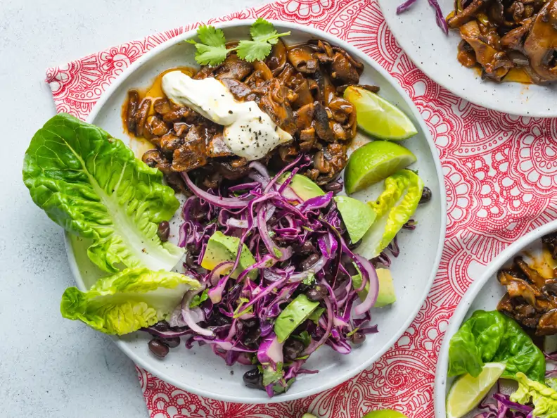 BBQ Mushrooms mit Rotkohlsalat