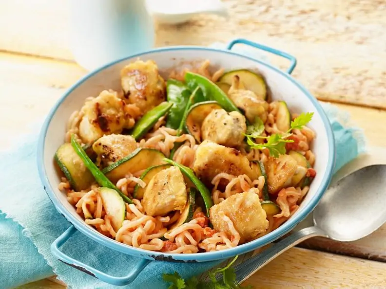 Nudeln mit Hähnchen