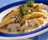 Schupfnudelpfanne mit Pilzen