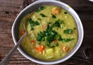 Hafer-Gemüse-Suppe