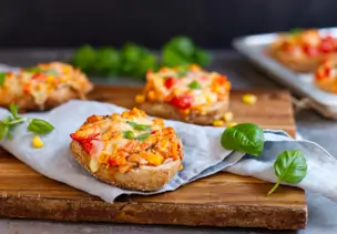Vegetarische Pizzabrötchen