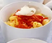 Nudeln mit feuriger Sauce