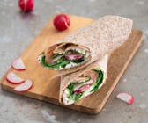 Lachs-Wraps mit Hüttenkäse