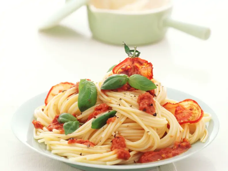 Spaghettini mit Pesto rosso