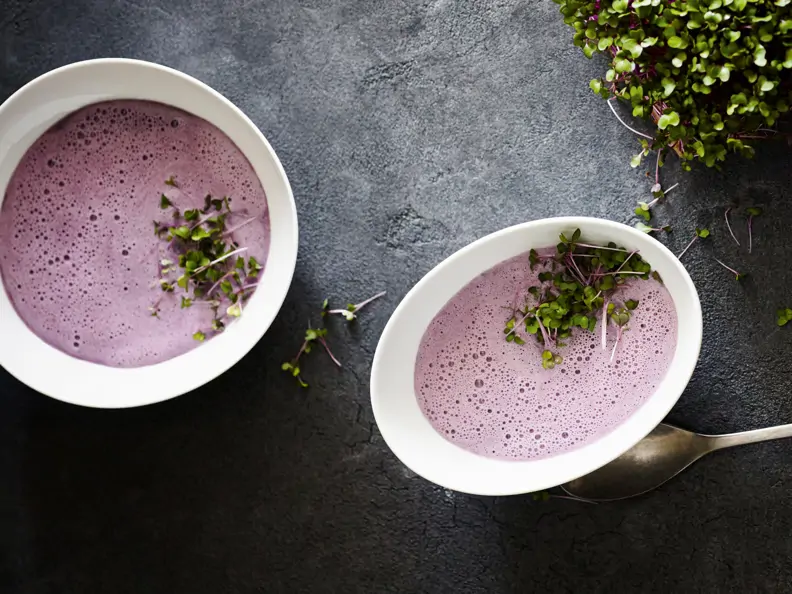 Rotkohlsuppe mit Kokosmilch
