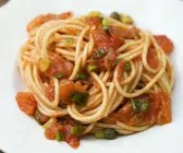 Nudeln mit Tomatensauce