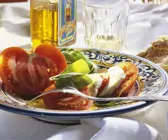 Tomaten mit Mozzarella